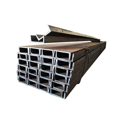 JIS ASTM GB BS EN DIN Standard U Channel Profile Steel com serviço de processamento por perfuração