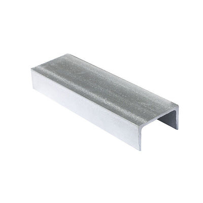 EN Padrão S235JR U Canal de aço laminado a quente para engenharia de paredes de cortina