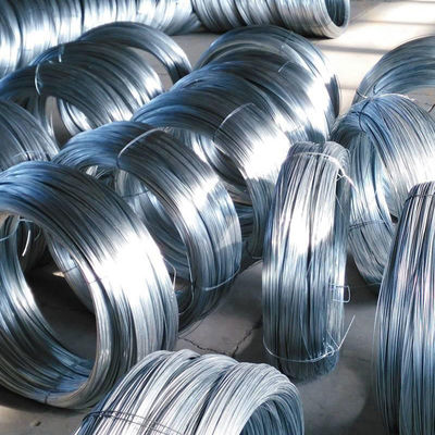 Fios de aço galvanizado acessíveis com alta resistência à tração e serviço de corte de fabricantes profissionais