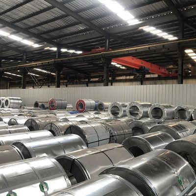 Dx51d Dx52d Dx53d q235 bobina de aço galvanizado personalizada com espangulo regular e superfície ligeiramente oleada ou não oleada
