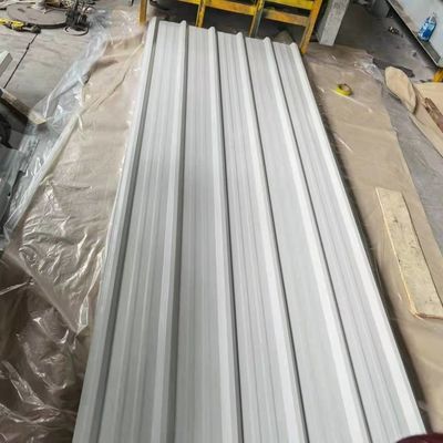 Folha de telhado de aço galvanizado de várias espessuras Personalizada por com tolerância de ± 1% e certificado SONCAP