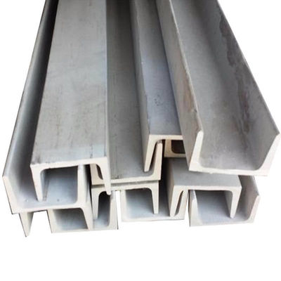 Aço estrutural laminado a quente de secção C do canal para engenharia de paredes de cortina e aplicações estruturais